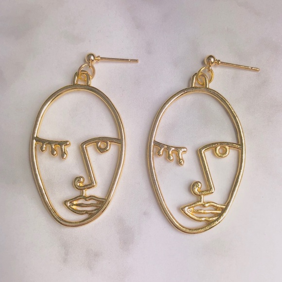 Kate Stylist Jewelry - HP❤️New! Abstract Human Face Dangle Earrings Gold.